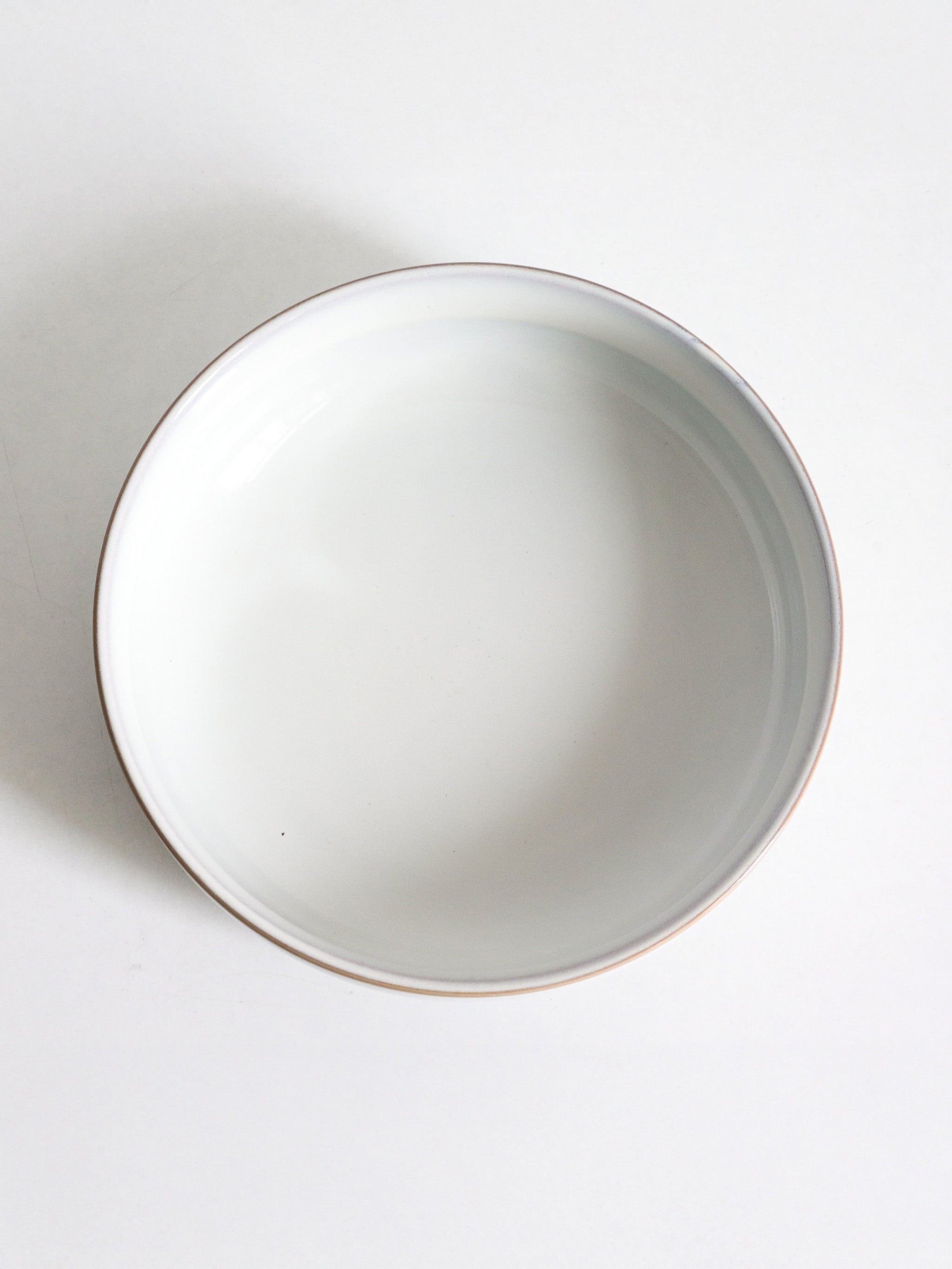 Draufsicht unserer Bowl aus recycelter Keramik in hellgrau