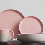 Nova Mei Geschirrset in peach glow in einer Rundum-Ansicht